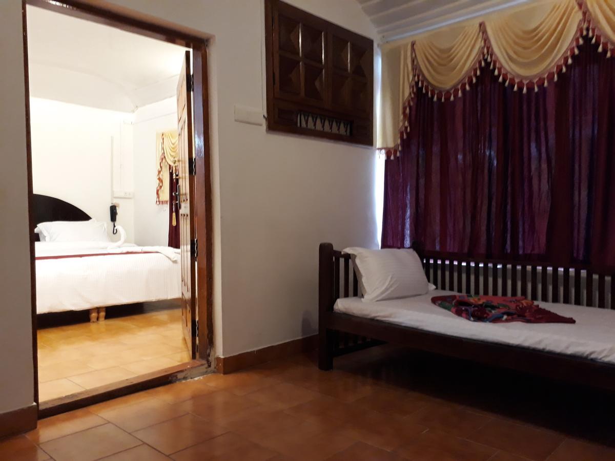 Golden Green Hotell Munnar Eksteriør bilde